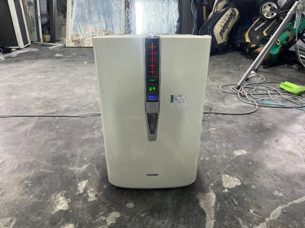 SHARP Plasmacluster Air Purifier Model KC 860E Model Penapis Udara