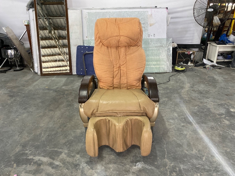 Takemi select massage cheap chair