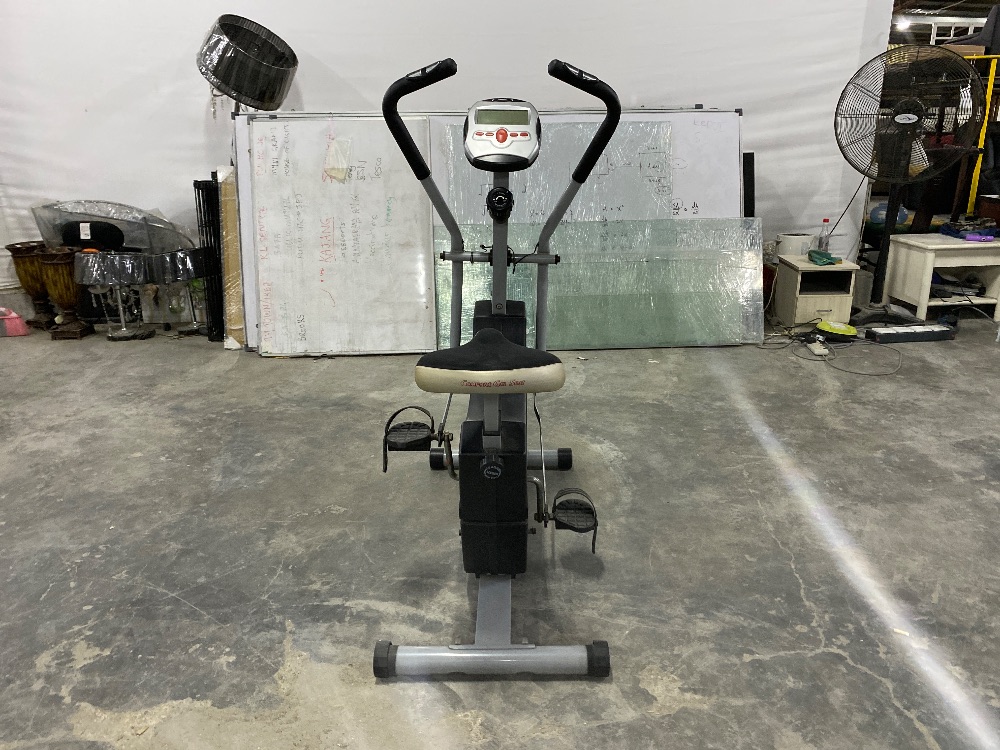 TRAX Indoor Exercise Bicycle Machine / Mesin Basikal Senaman Dalaman