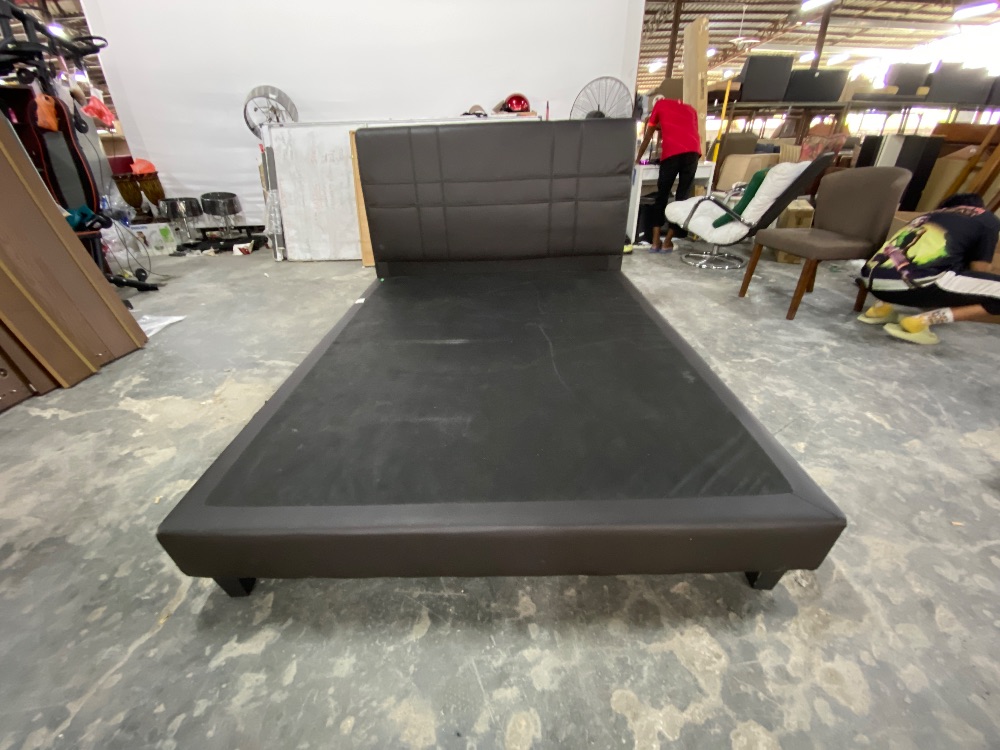 MIDORI Queen Size Divan Bed Frame Dark Brown Colour / MIDORI Rangka