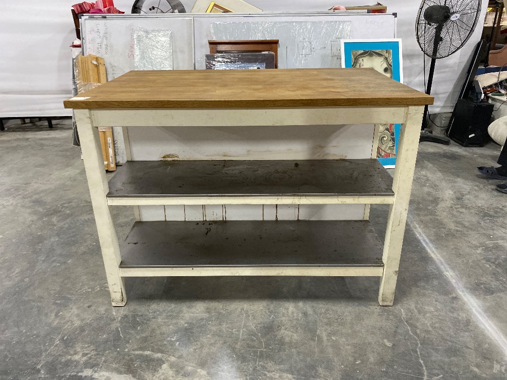 Wooden Island Table White Colour /Meja Pulau Kayu Warna Putih Unearth