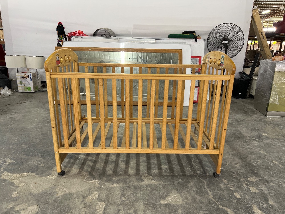 Wooden Baby Cot with Wheels / Katil Bayi Kayu dengan Roda - Unearth Store