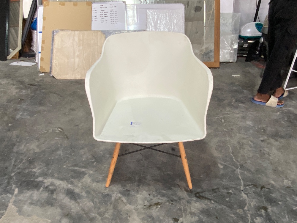 Kerusi eames deals