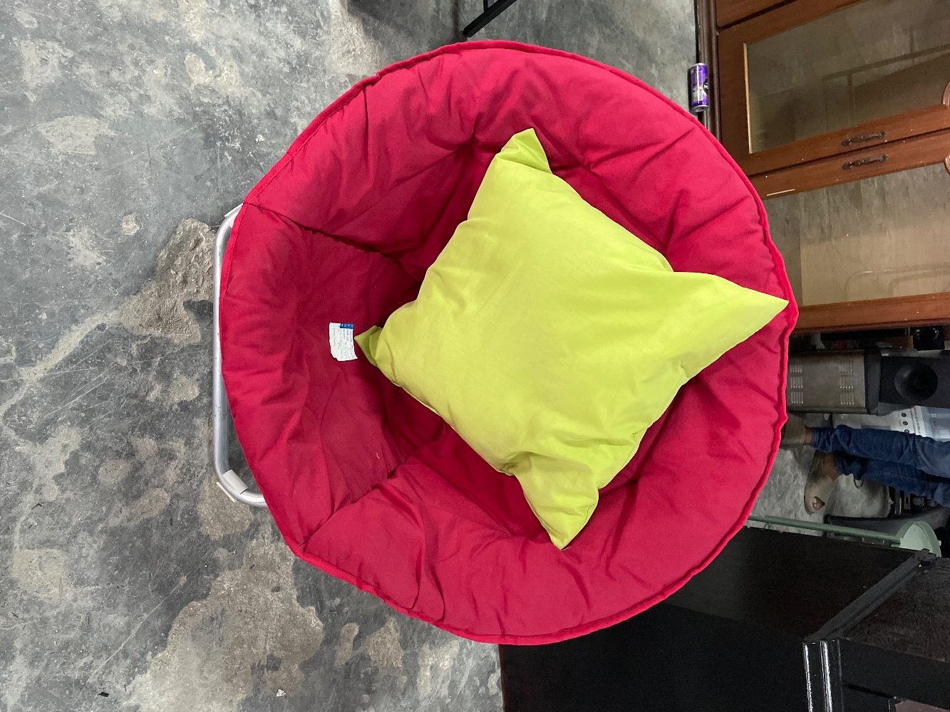 Round Fabric Chair Red Colour / Kerusi Kain Bulat Warna Merah - Unearth