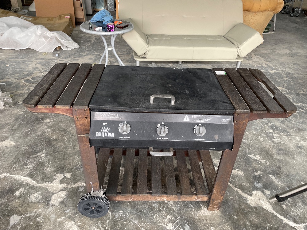 BBQ KING Portable BBQ Pit with Wheels / BBQ KING Pit BBQ Mudah Alih