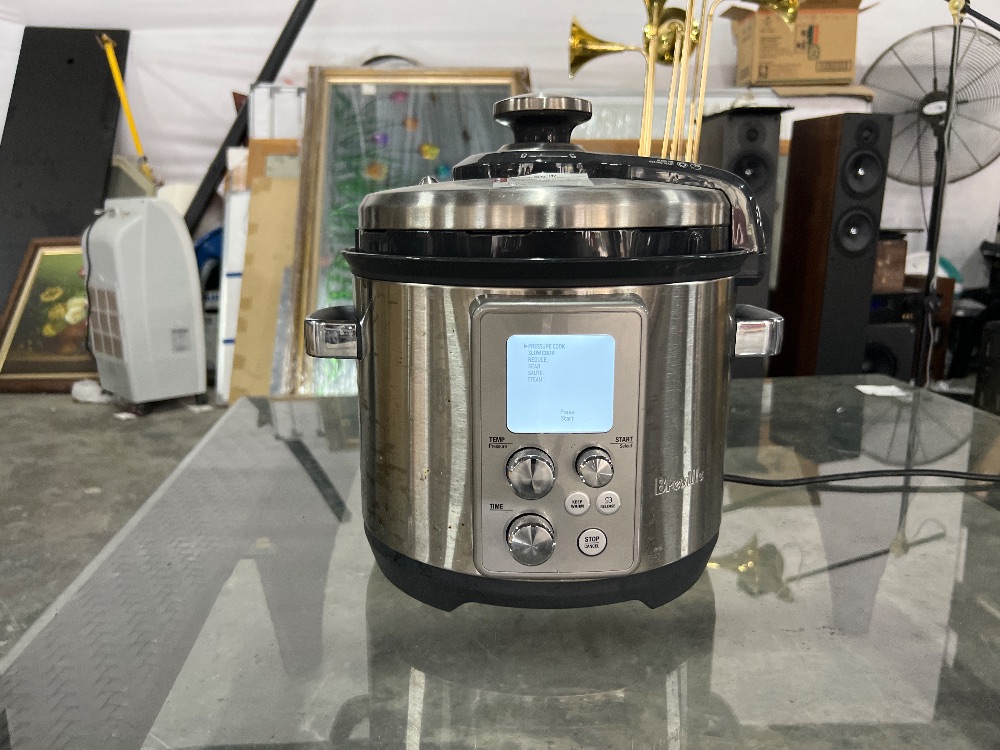 BREVILLE Pressure Cooker Model BPR700 BSSANZ / Pemasak Tekanan BREVILLE