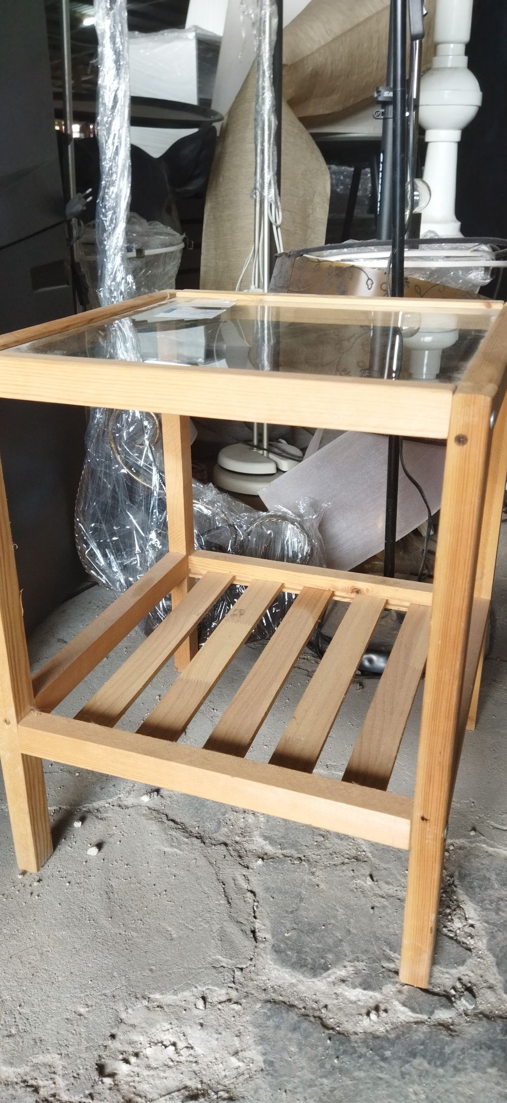 Glass Top Wooden Side Table / Meja Sisi Kayu Atas Kaca Unearth Store