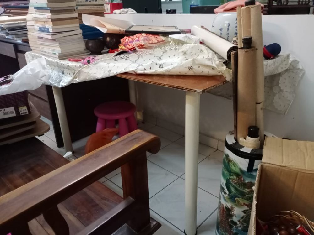 Wooden Study Table - Unearth Store