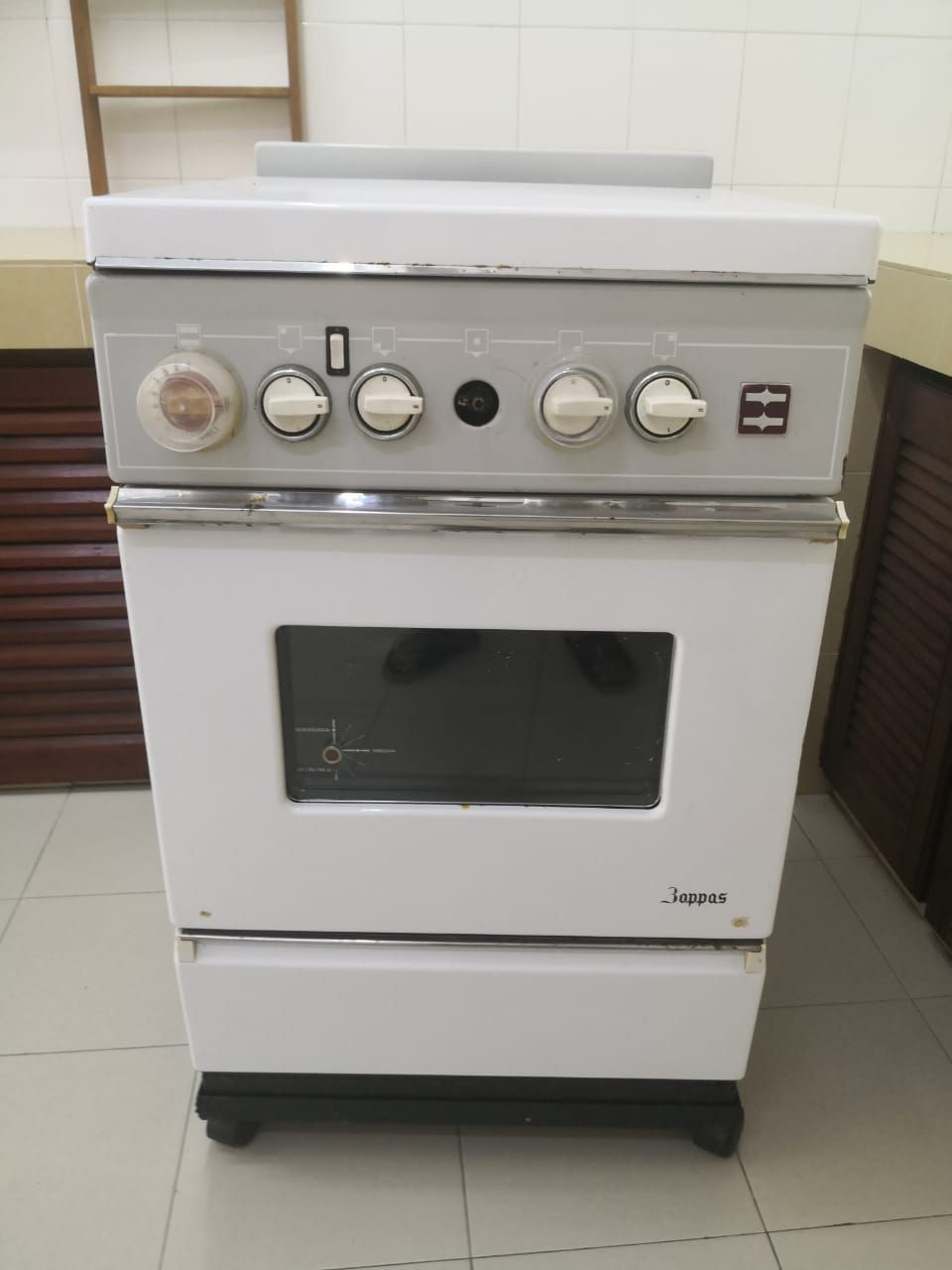 Free standing stove Unearth Store