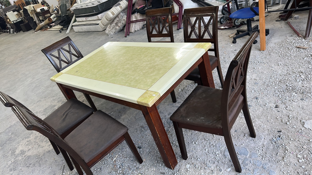 6 Seater dining table - Unearth Store