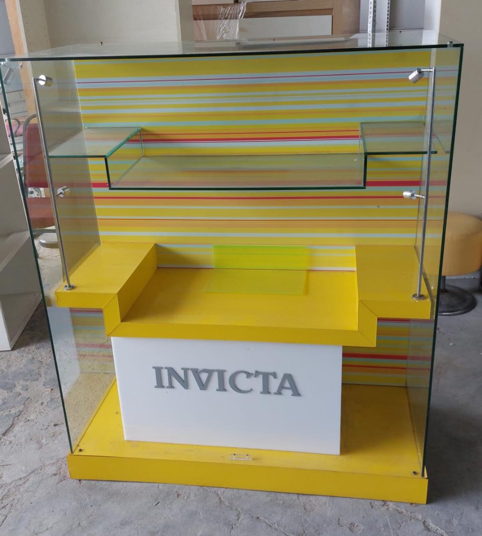 display glass Unearth Store