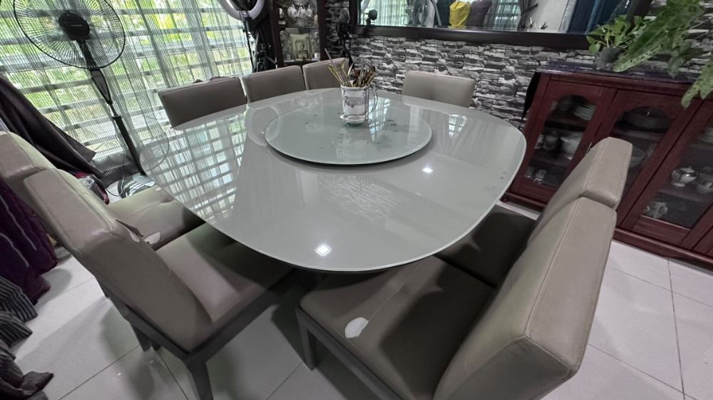 Glass Top 8-seater Dining Table - Unearth Store