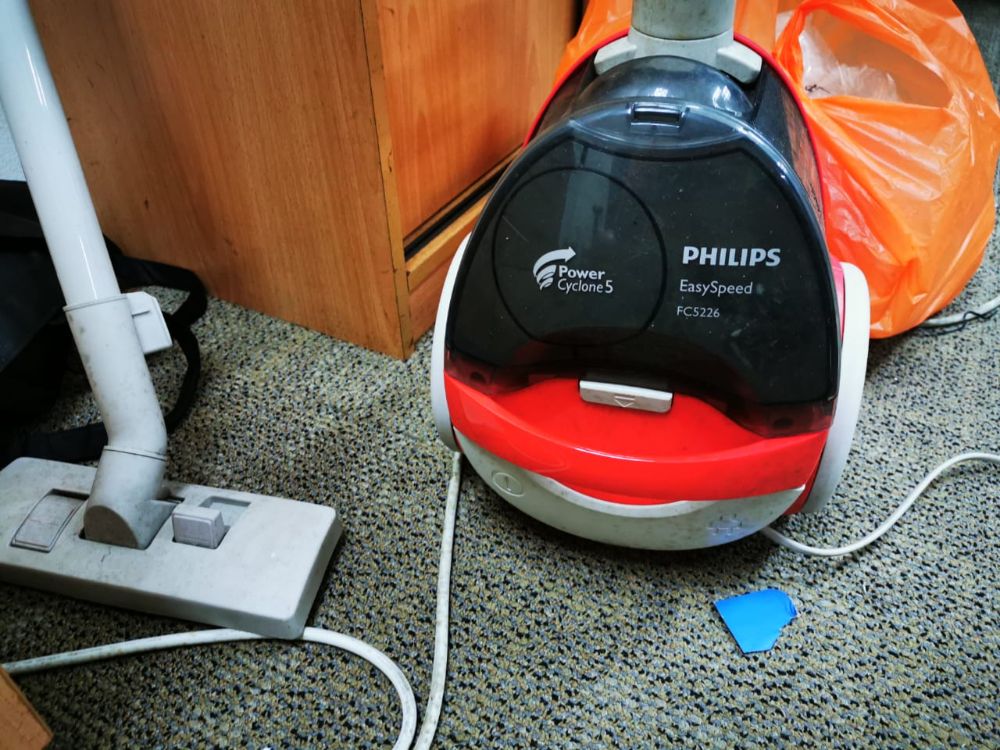 philips car vacuum cleaner price