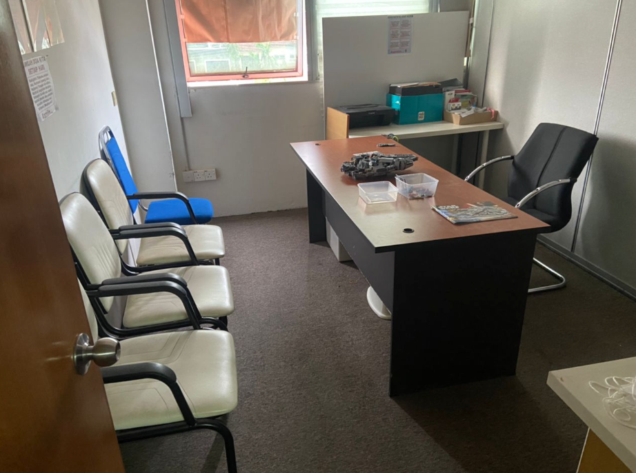 White Leather Desk Chair - Unearth Store