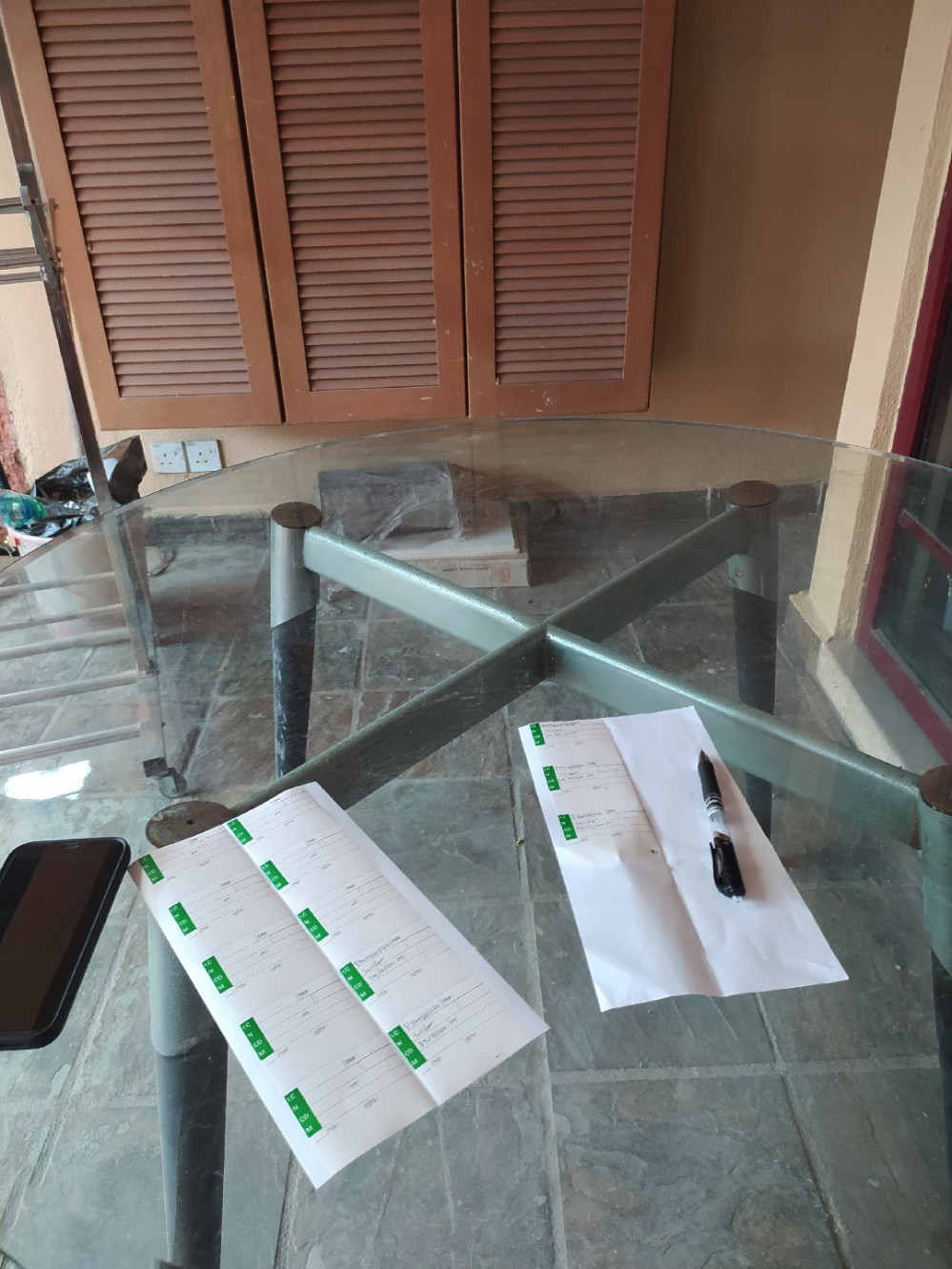 round glass dining table - Unearth Store